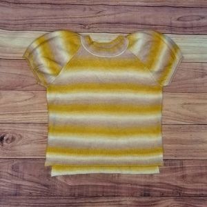 Short Puff Sleeved Univeral Thread Sweater Size XS